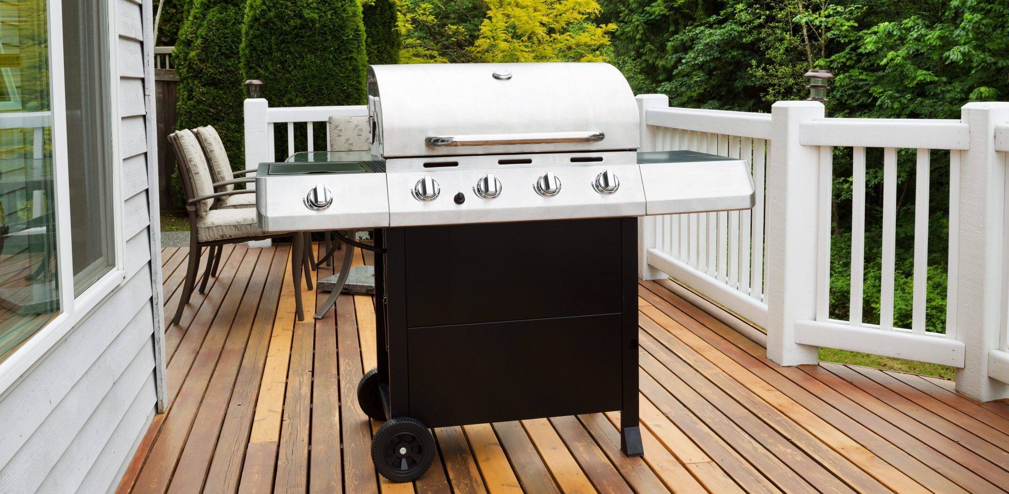 How to Store a BBQ and BBQ Equipment Beyond Storage