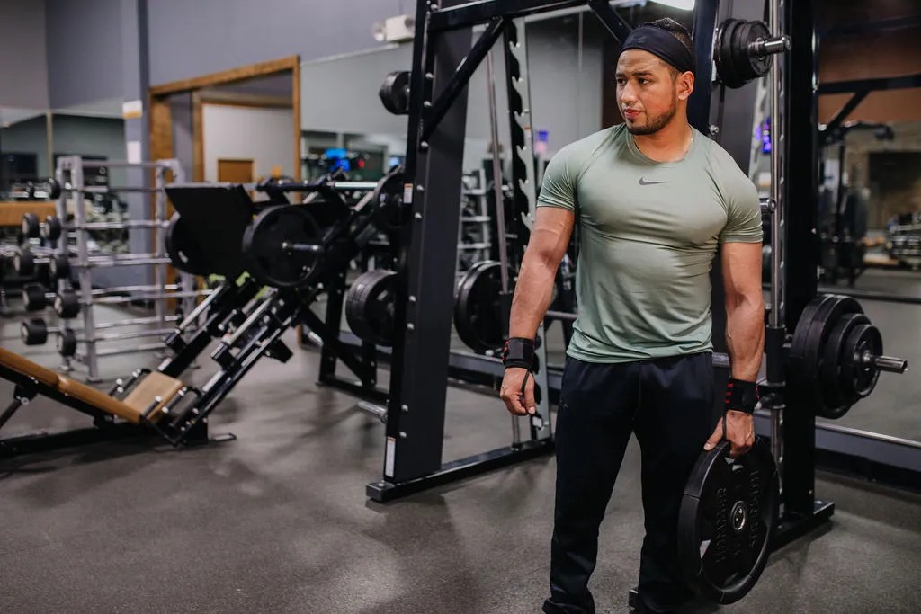 STRENGTH TRAINING VS HYPERTROPHY TRAINING Beyond The Weight Room