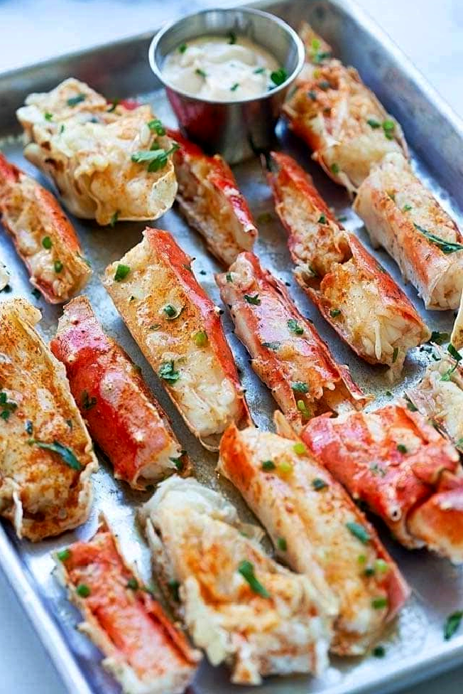Easy Baked Crab Legs in Butter Sauce recipes
