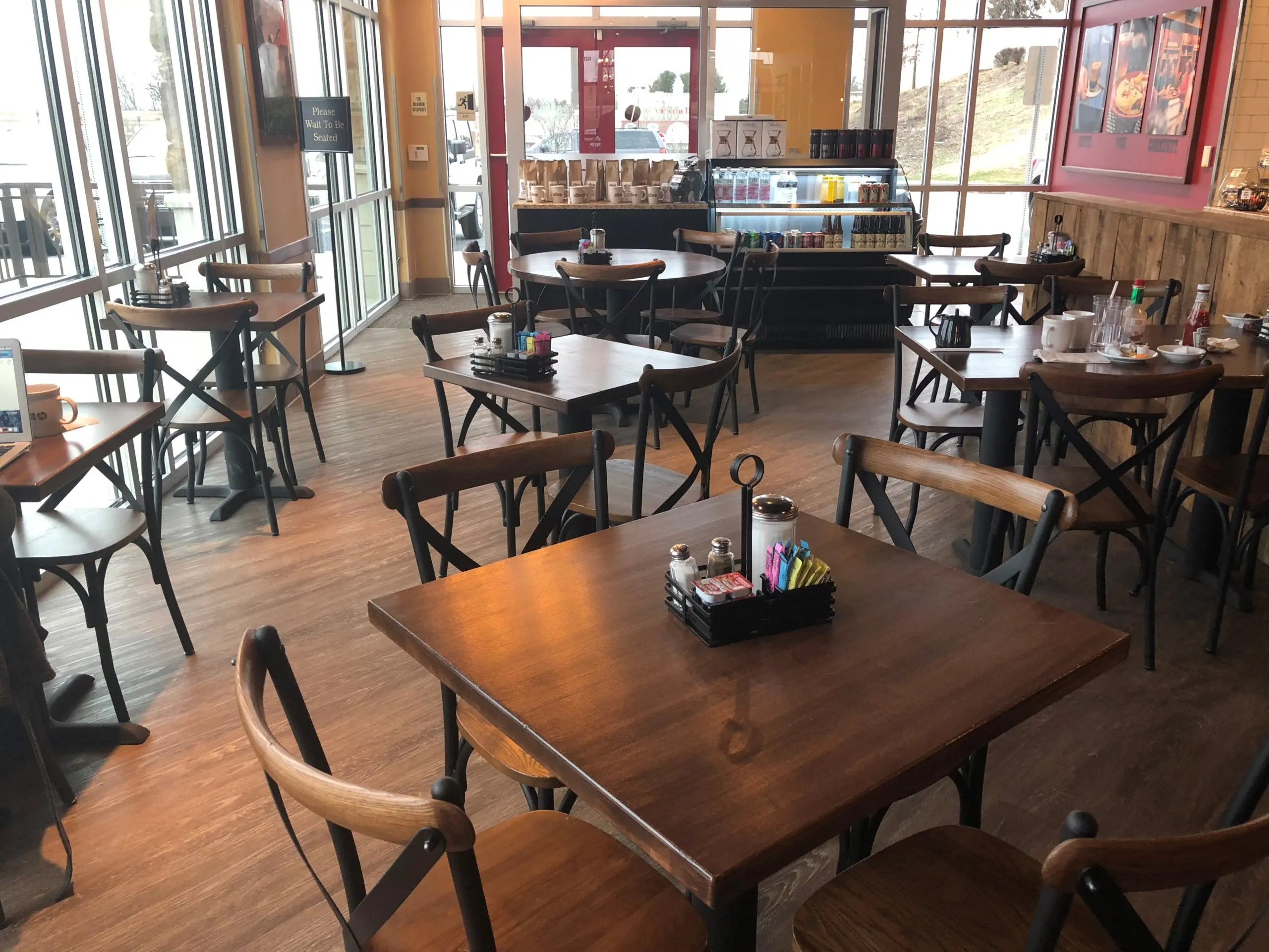 What Do You Want on Your Restaurant Table Top? BFM Seating