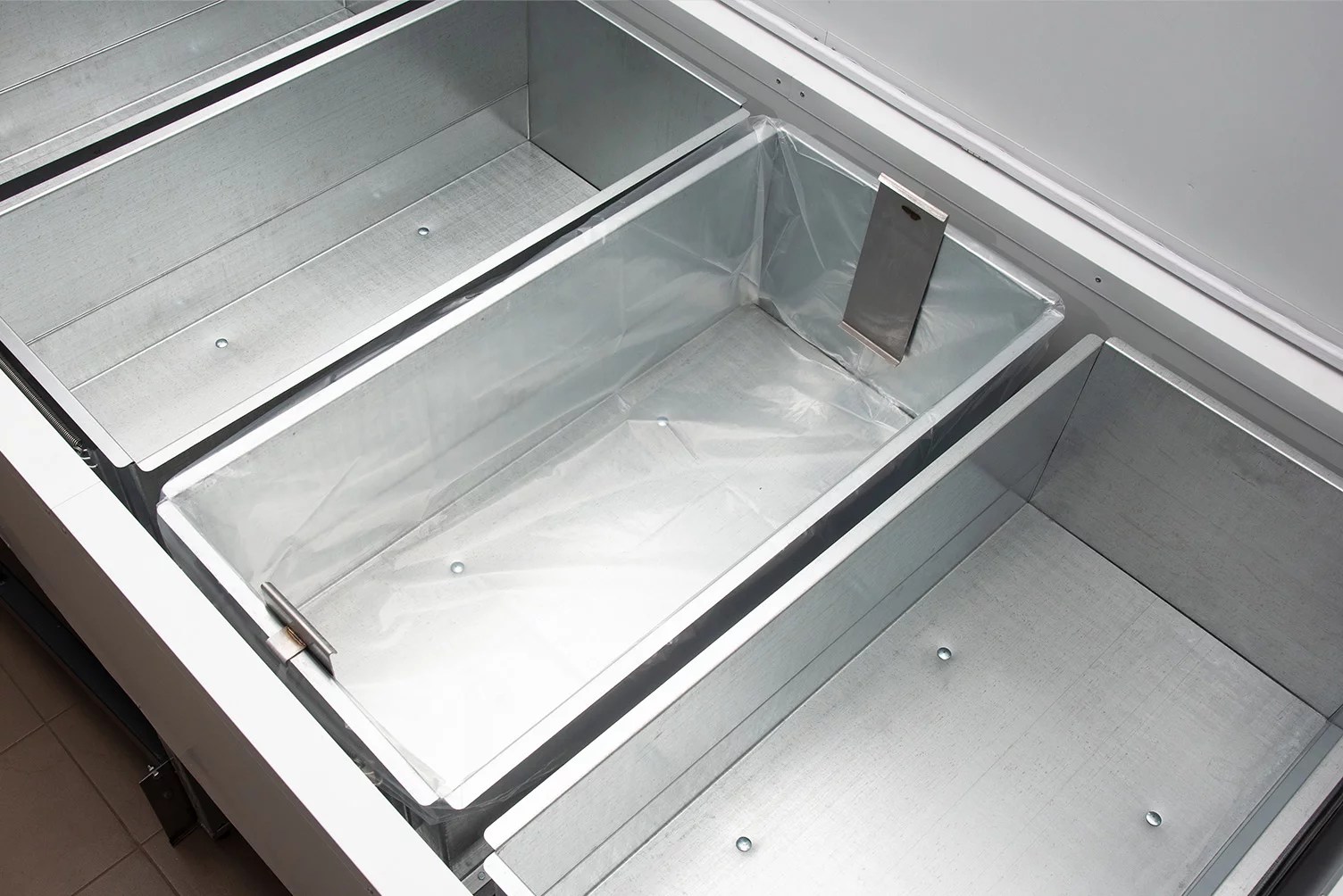 How To Clean an Ice Maker a StepbyStep Guide BF Technology