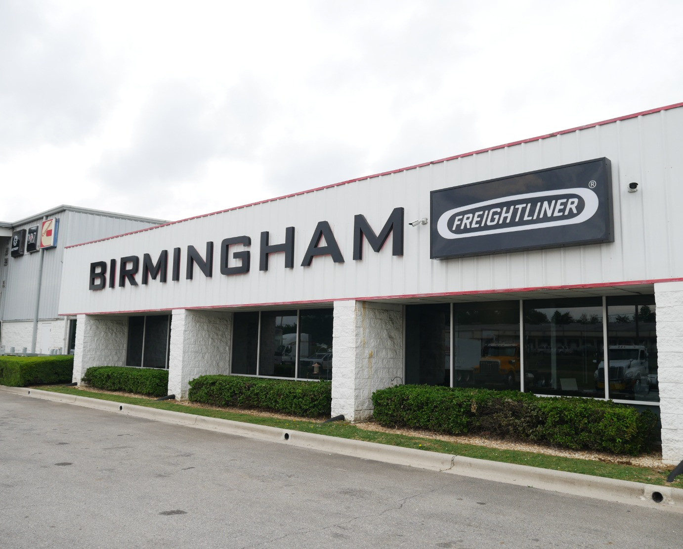 Used Semi Trucks For Sale Birmingham Freightliner
