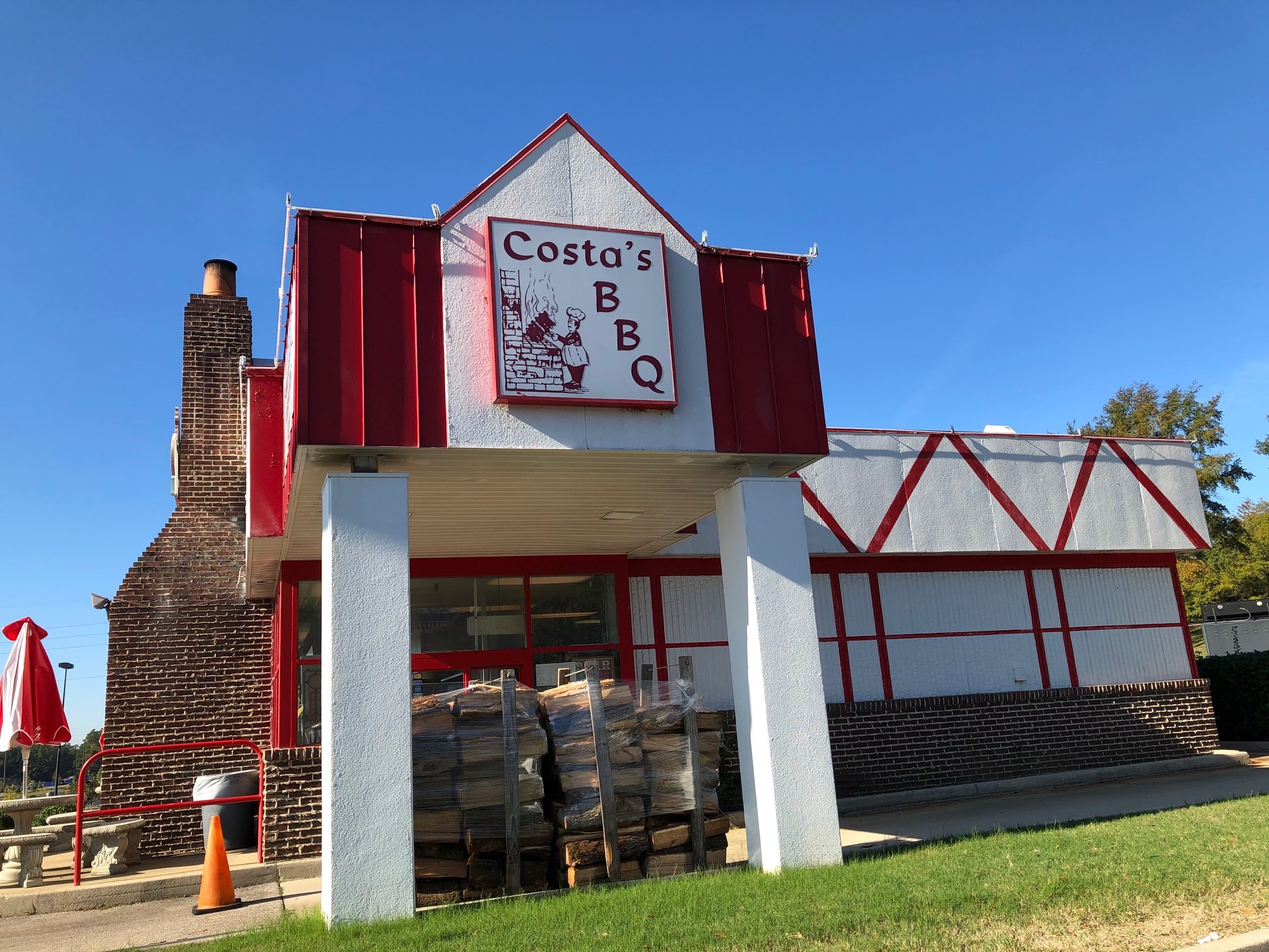 Looking for BarBQ Memorial Day weekend? Here are 28 spots. WATV