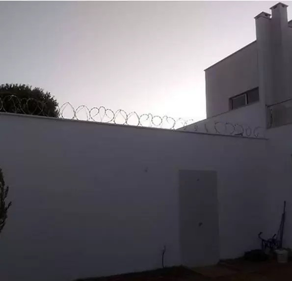 Instalação de Concertina Fabrica de Concertinas Em BH BH Concertinas