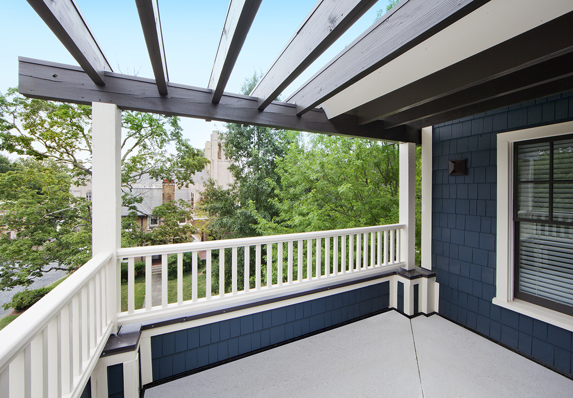 525 East Blvd. Bartlett Hartley & Mulkey