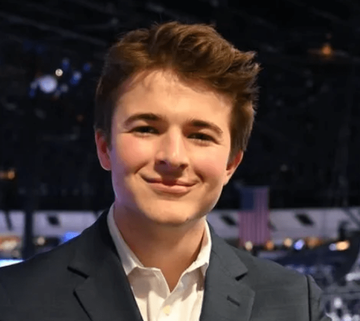 Harry Sisson Age, Height, Weight, Career, Net Worth And More(03)