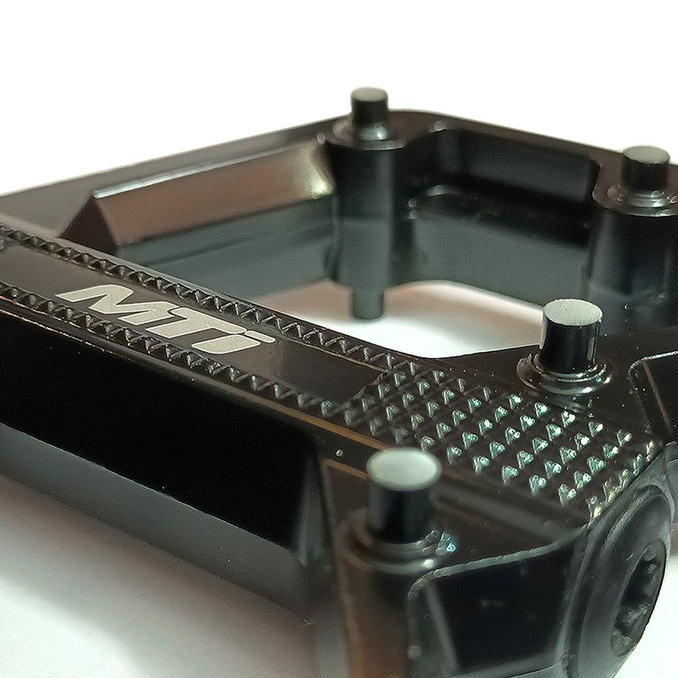 El factor Q y la ubicación de los pedales