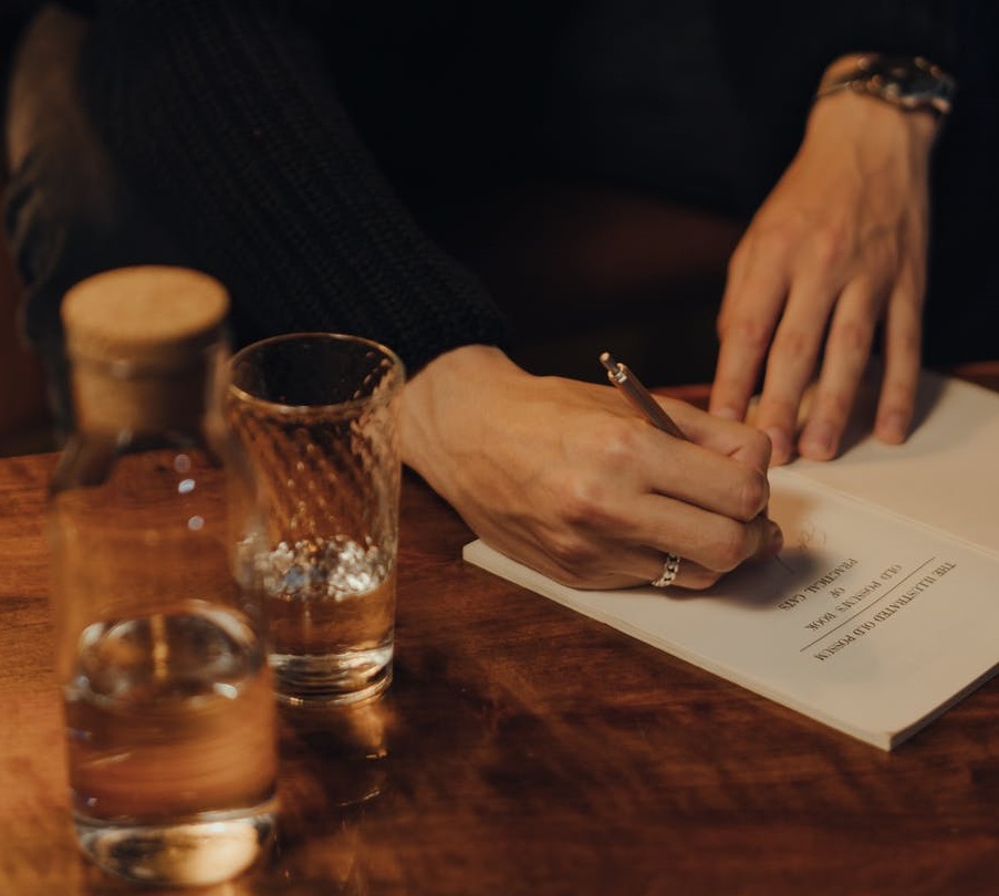 The 10 Best Items to Auction For Charity Bid Beacon