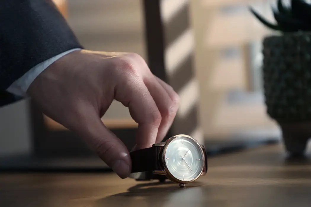 20 Best Silent Auction Items That Attract Bids