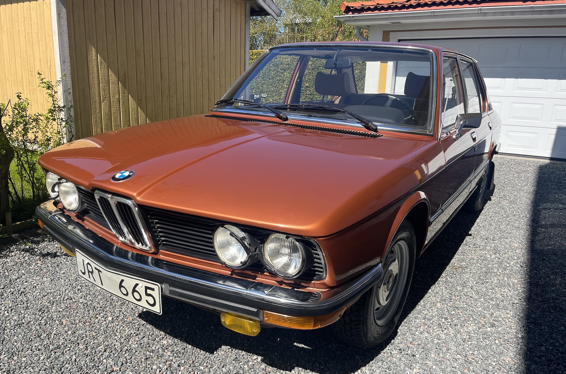 1977 BMW 518 | Bidders Highway