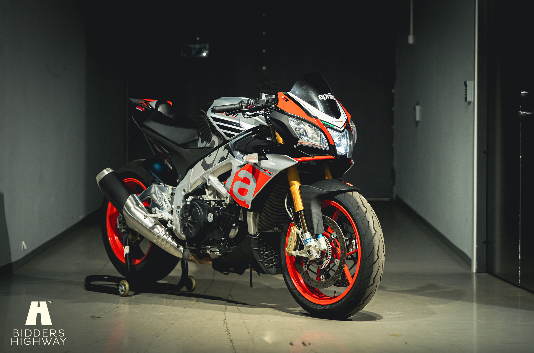 2016 Aprilia Tuono V4 Factory Bidders Highway
