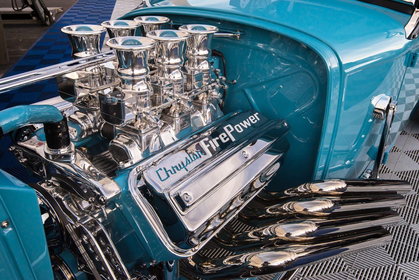 Long Live the Pushrod V8 Bid Garage