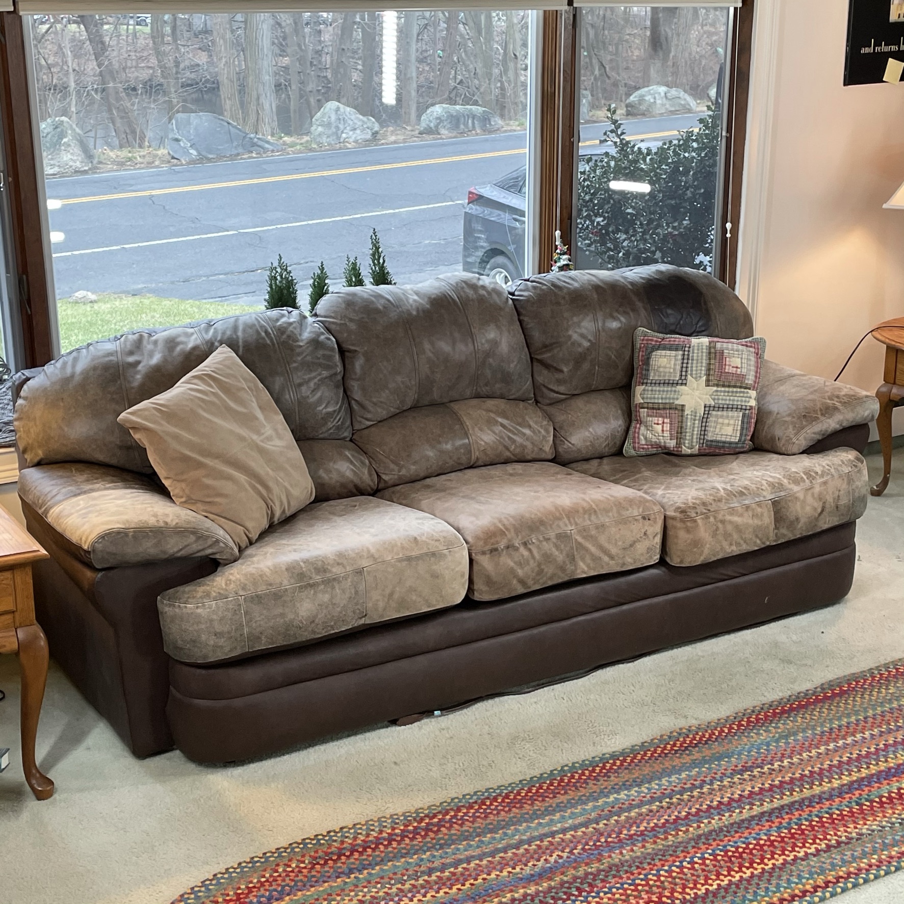 ALBANY INDUSTRIES LEATHERETTE SOFA