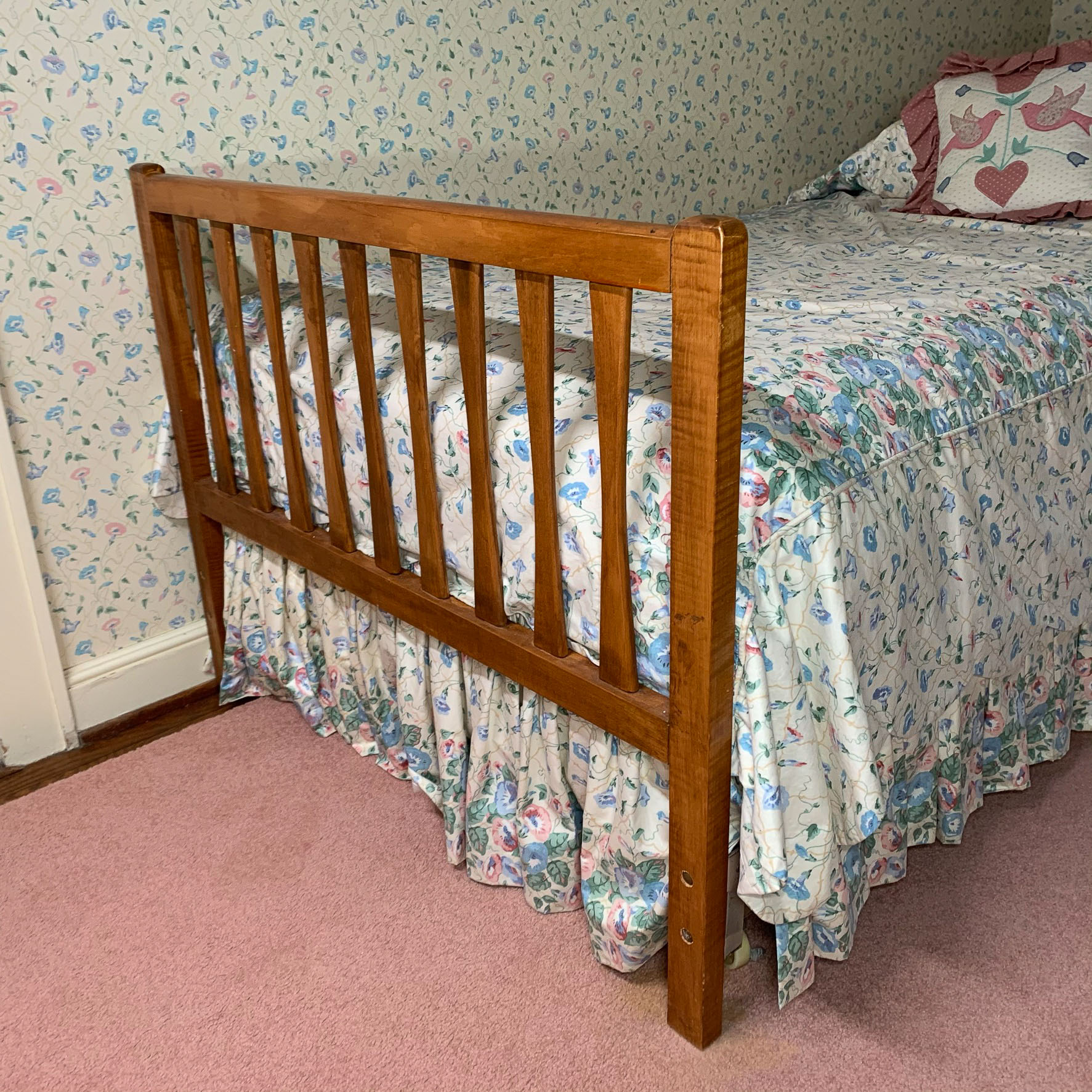BEAUTIFUL SOLID TIGER MAPLE TWIN BED