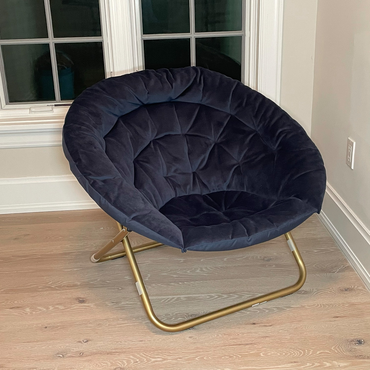POTTERY BARN DISC CHAIR