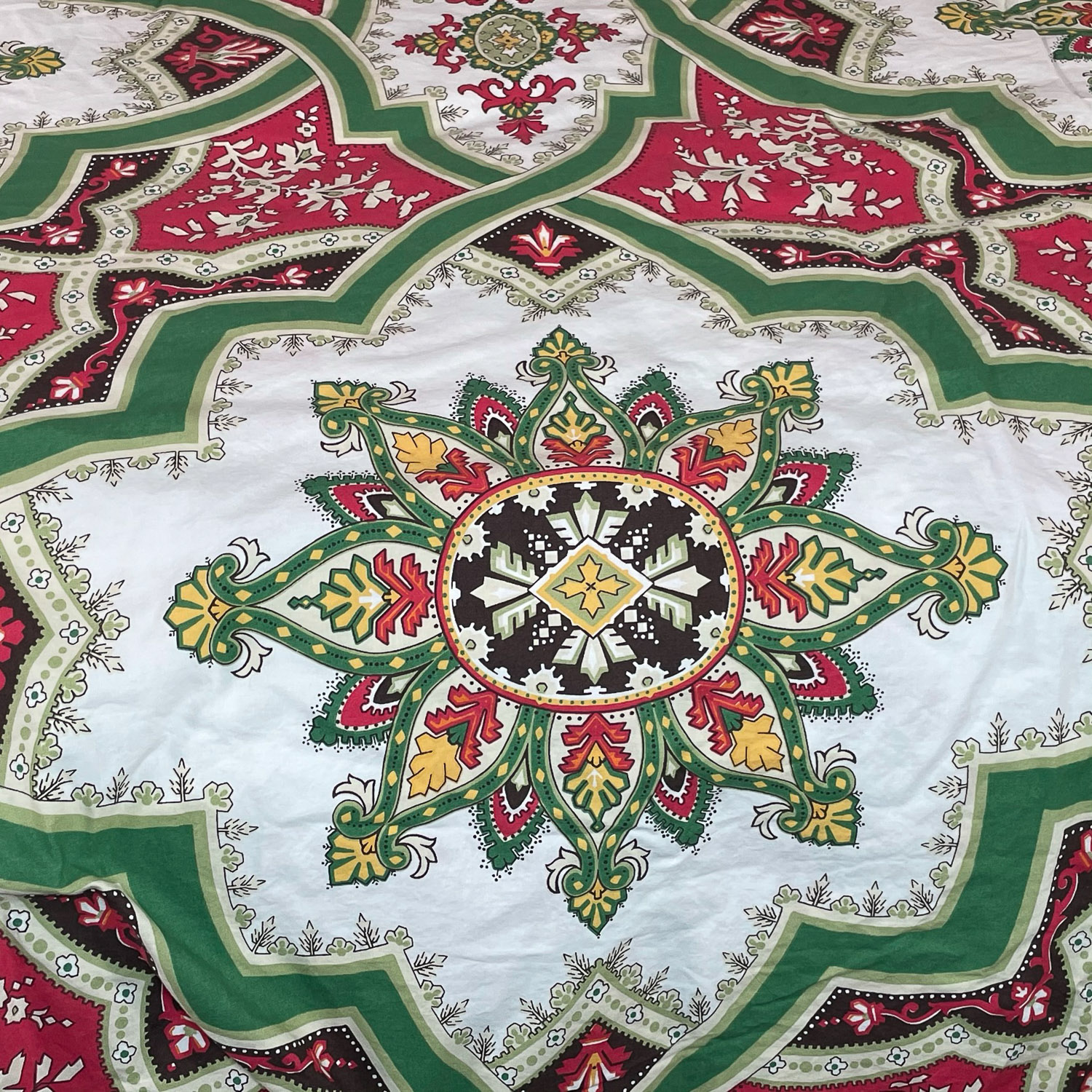 POTTERY BARN ISRAELI DUVET & SHAMS