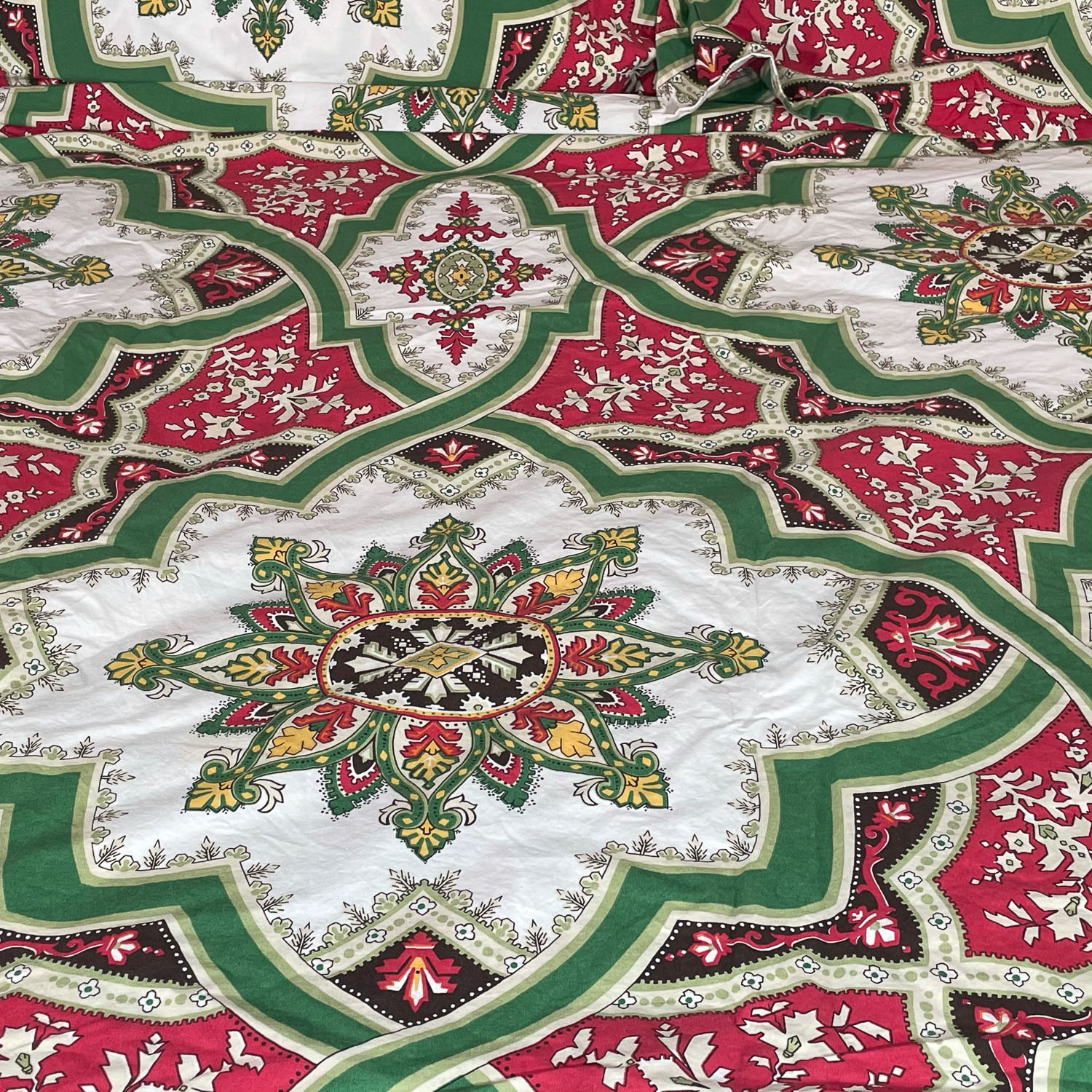 POTTERY BARN ISRAELI DUVET & SHAMS