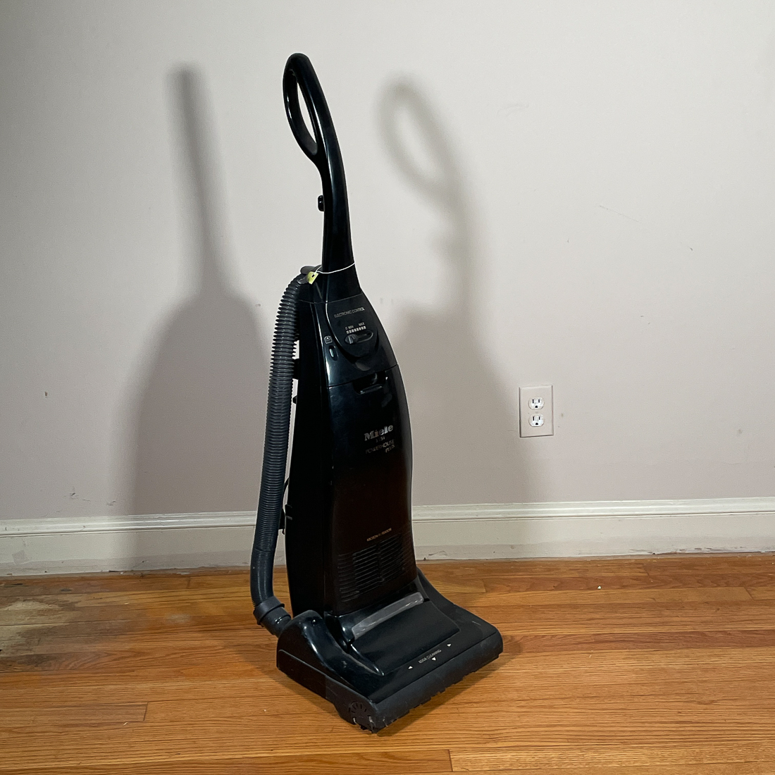MIELE POWERHOUSE PLUS VACUUM