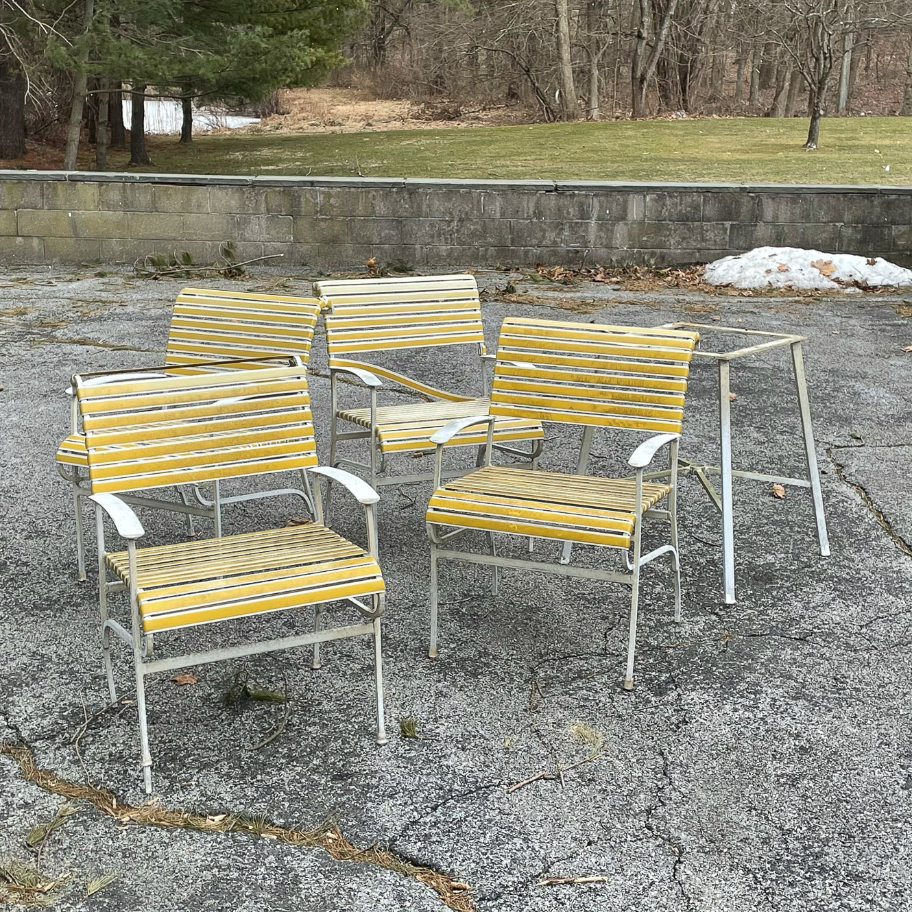VINYL STRAP OUTDOOR FURNITURE
