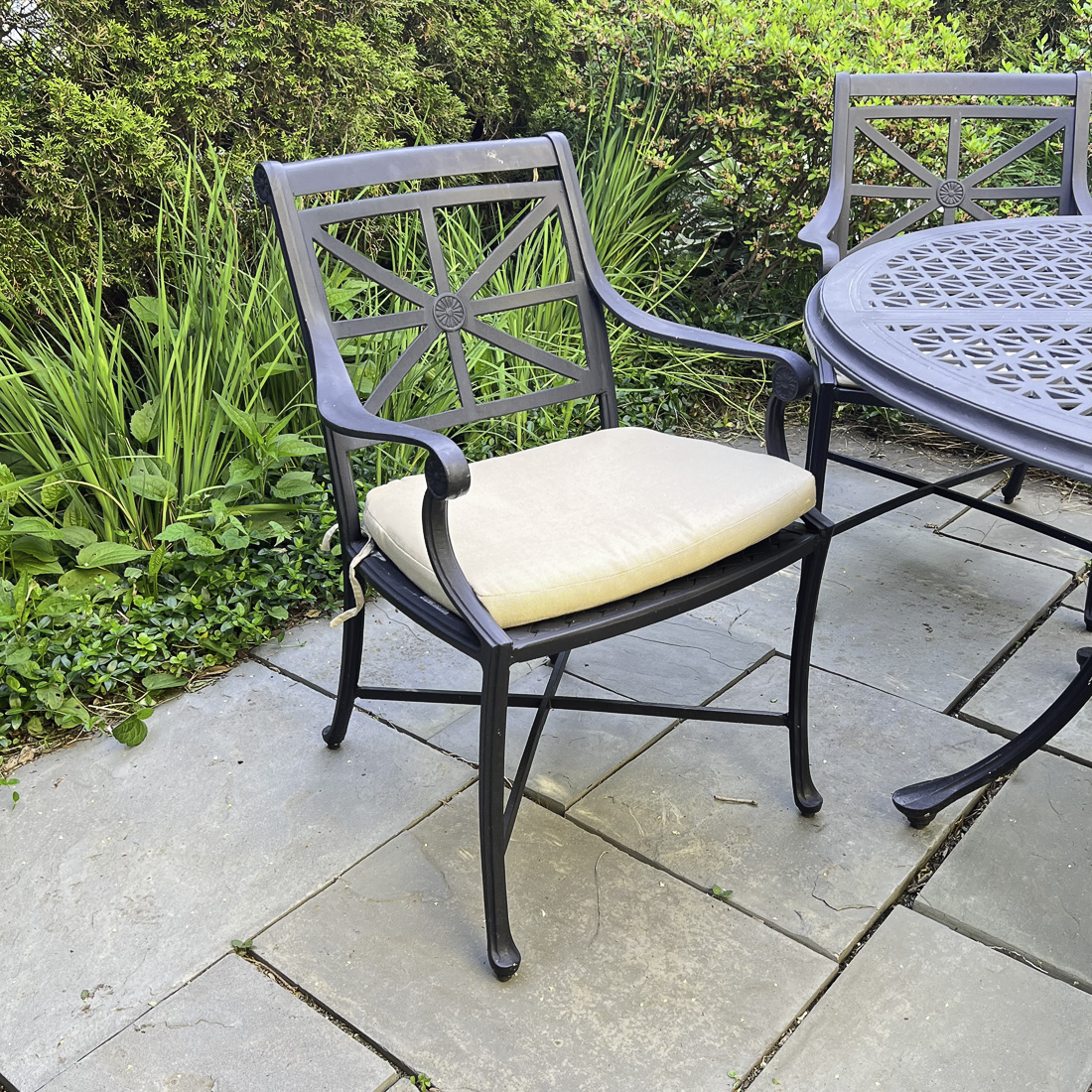 (5pc) SMITH & HAWKEN PATIO FURNITURE