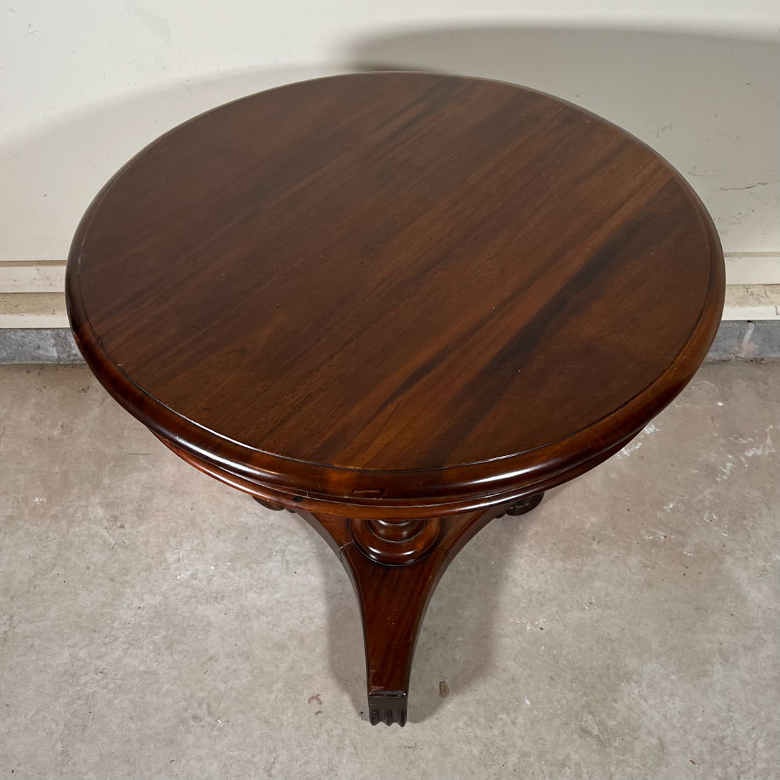 ANTIQUE PEDESTAL TABLE