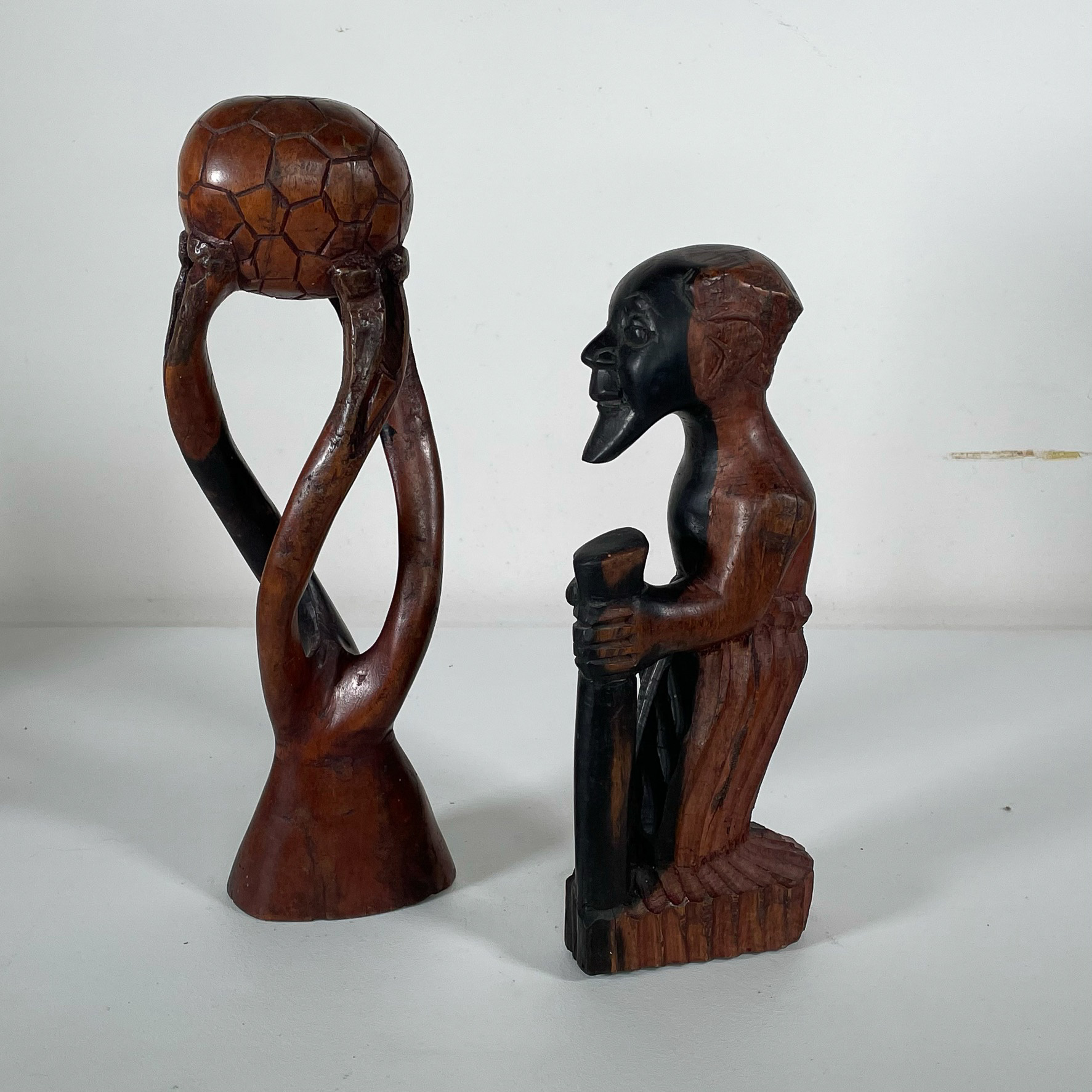 (2pc) AFRICAN CARVED WOOD FIGURES