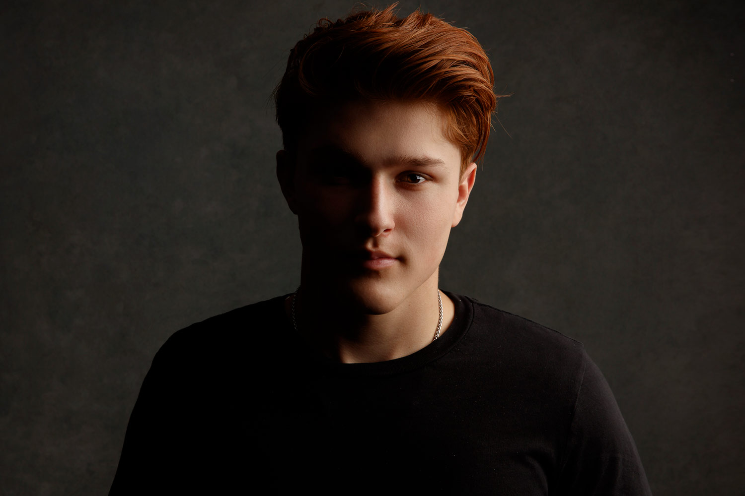 What is Split Lighting Technique and How to Use it in Portrait