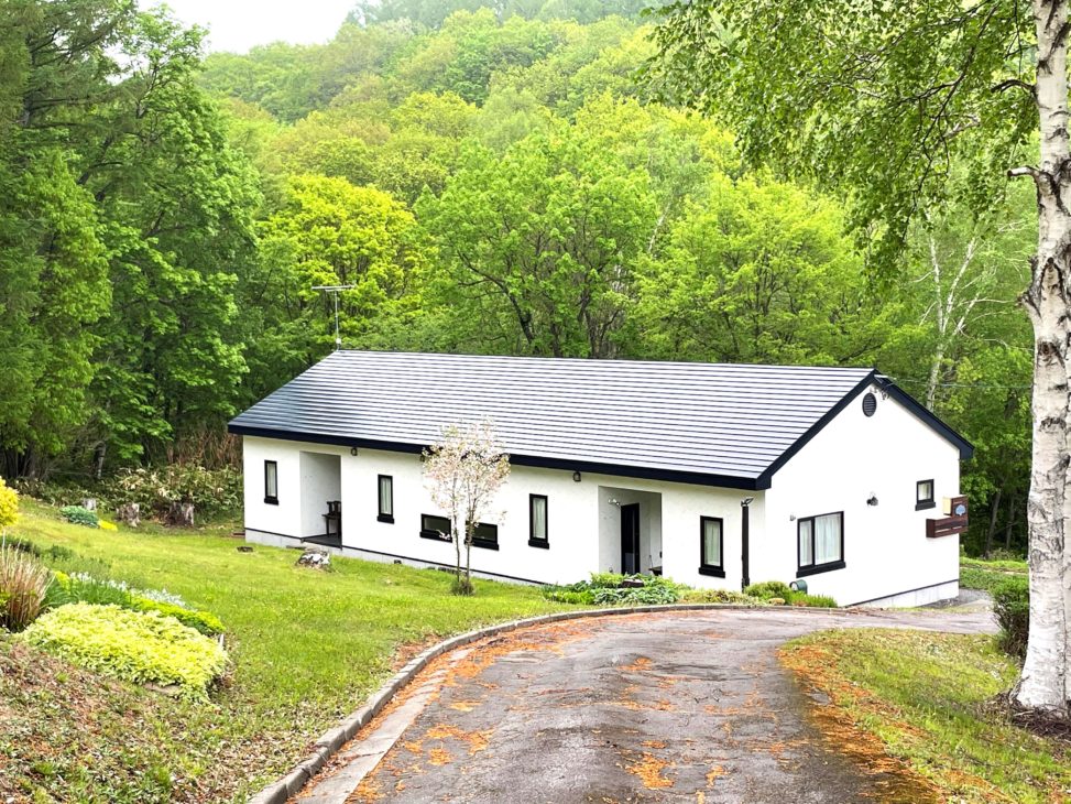 美瑛町 絵織の丘レンタルハウス 北海道、丘のまち美瑛町の宿。宿泊予約はこちらからどうぞ。