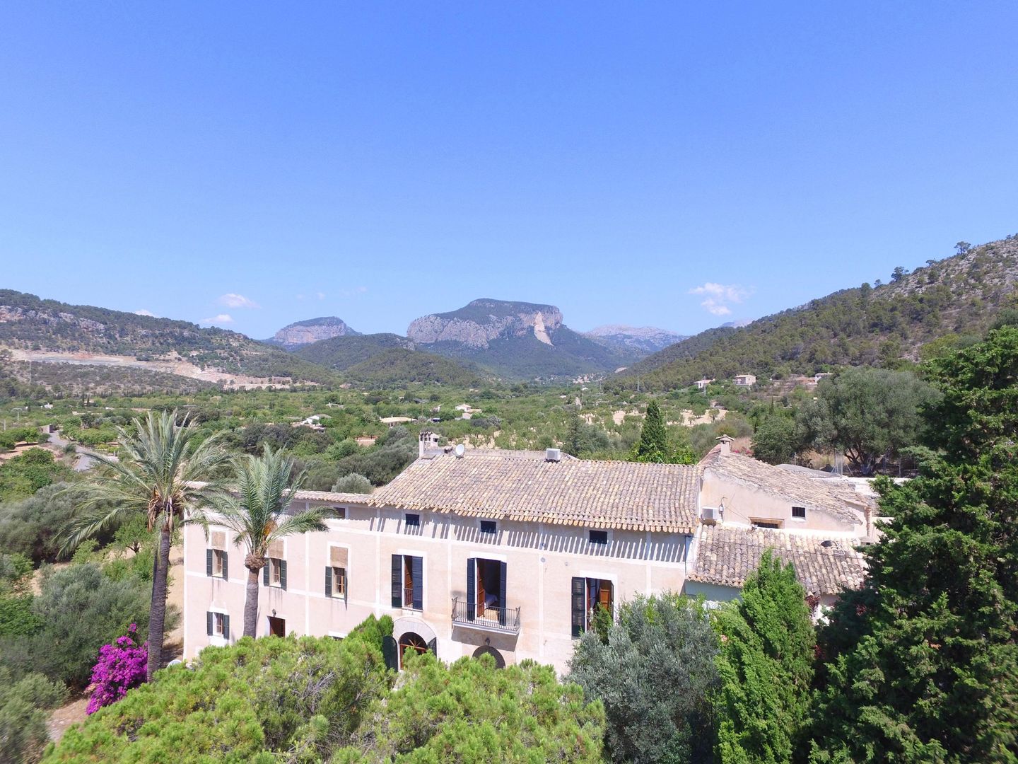 Finca Son Pelai in Lloseta (Mallorca Mitte) für 12 Personen mieten