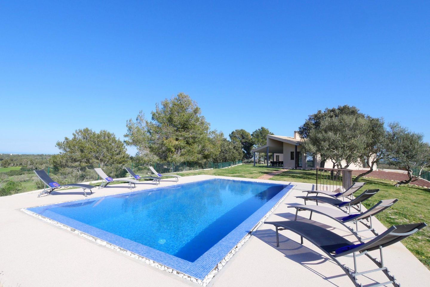 Finca Son Vador in Santa Margalida (Mallorca Norden) für 8 Personen mieten