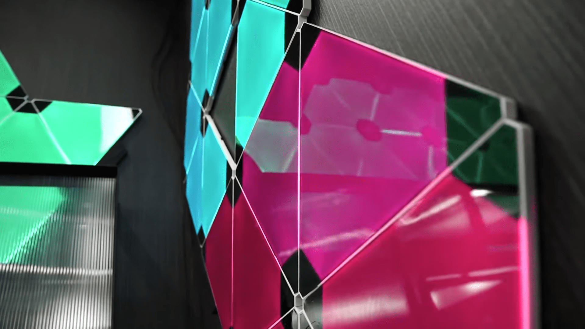 Color Changing Wall Big Big Brother