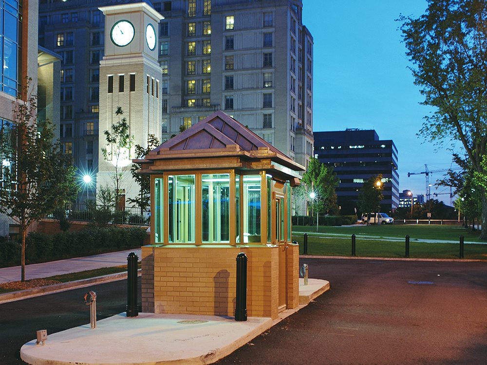 The MultiSided Guard Booth BIG Enterprises Inc