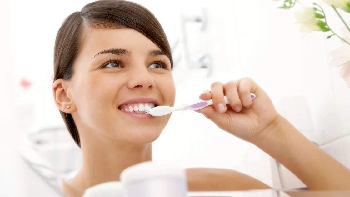 9 Essential Routine Dental Care Habits You Must Adopt For Better Teeth