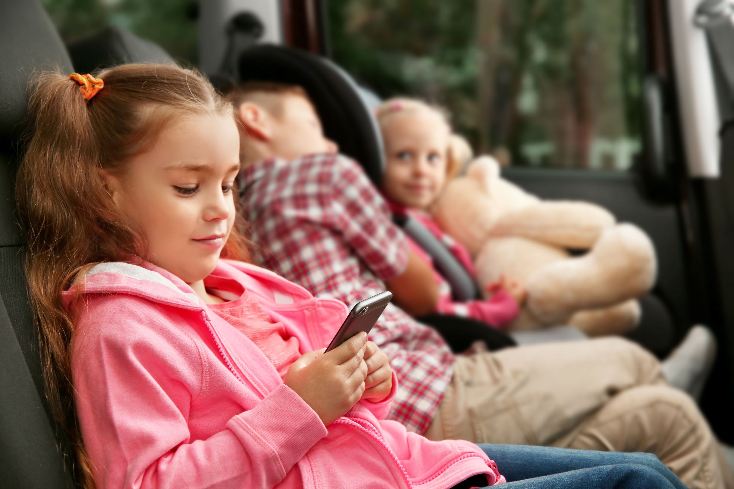 Road Trip Tips for Traveling with Children An Extraordinar Limousine