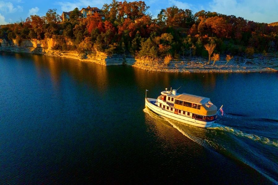 Fall Foliage Day Cruise Big Cedar Lodge