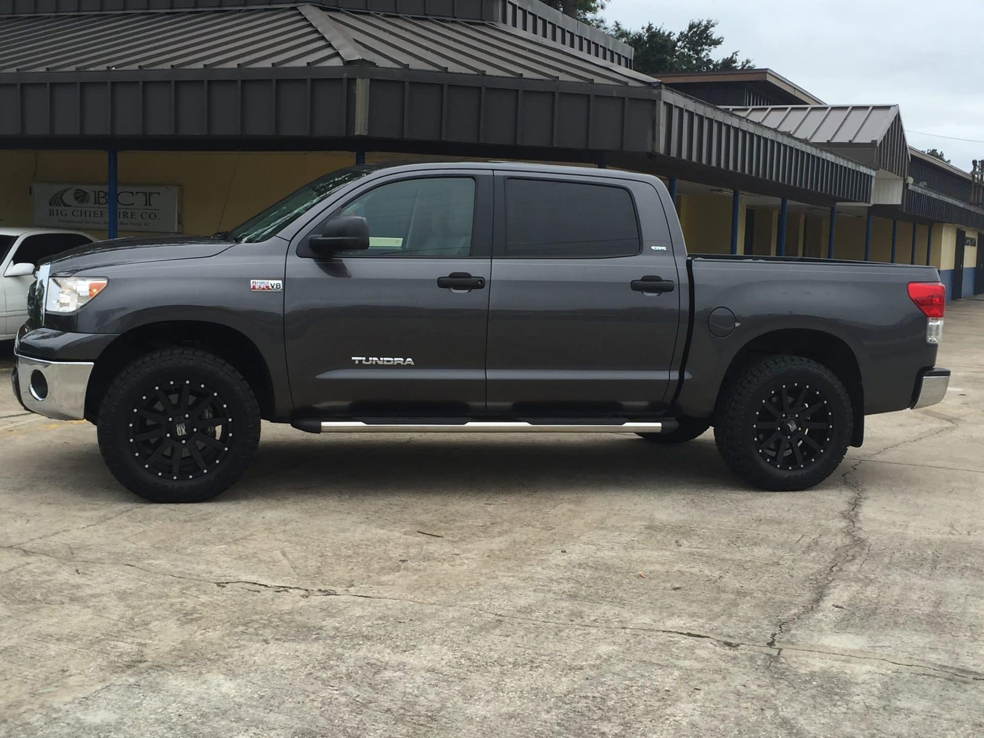 Reed Truck Big Chief Tire