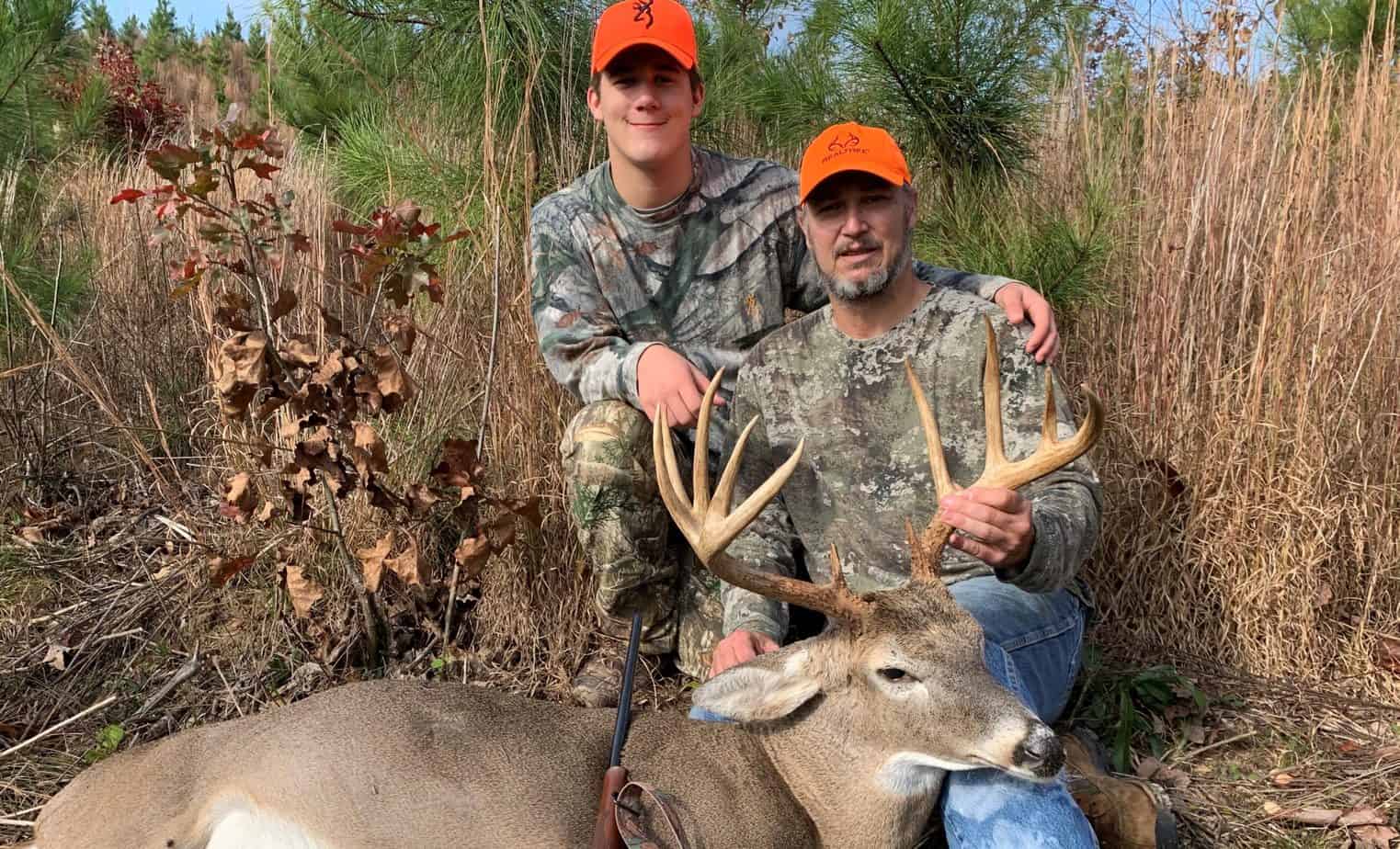 Alabama Hunter Kills CameraShy 150” Buck Big Deer