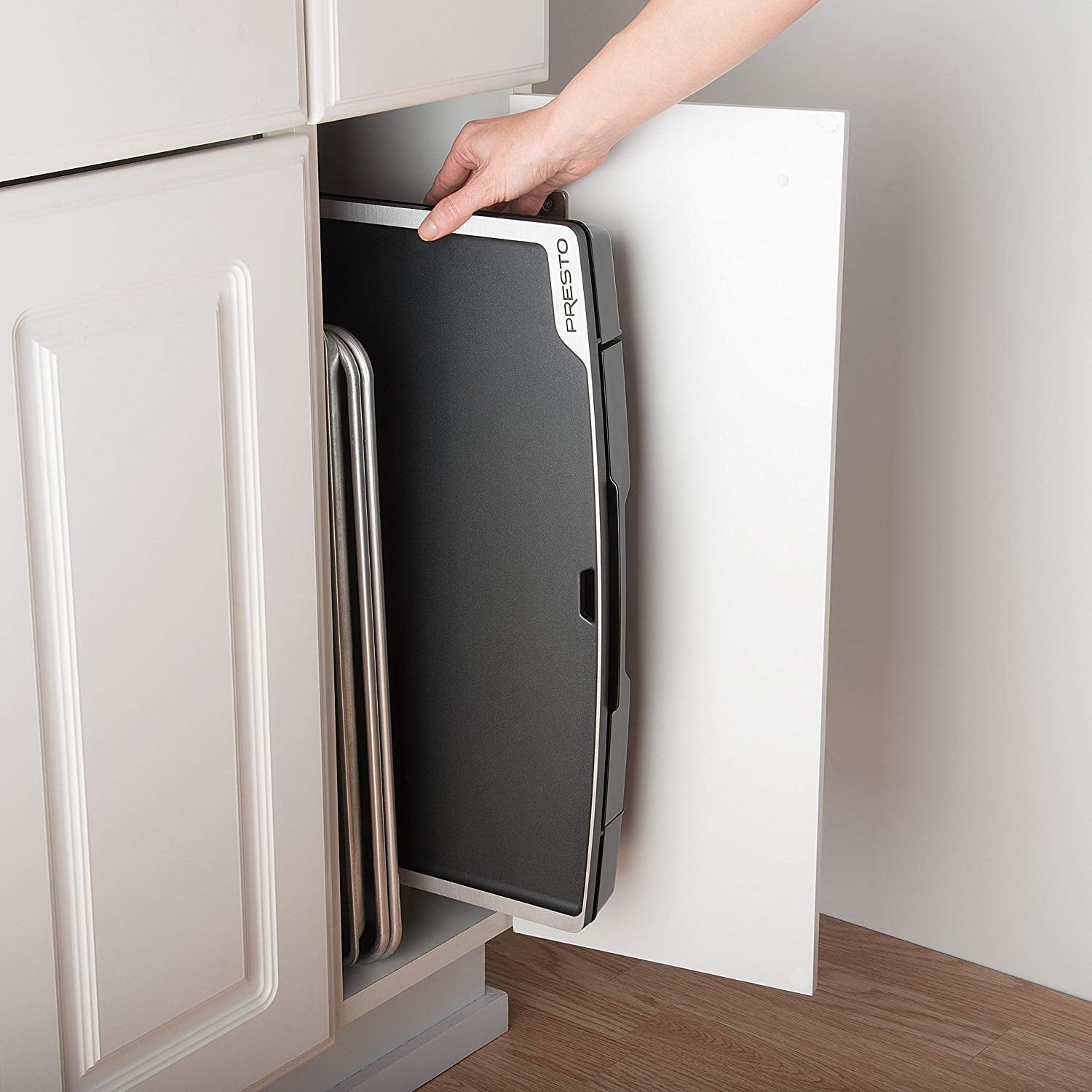 Presto 19inch Electric TiltNFold XL Griddle 07073, Black