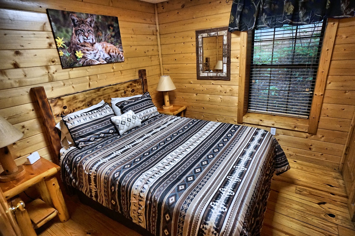 Bigfoot Crossing ℠ Bigfoot Cabins