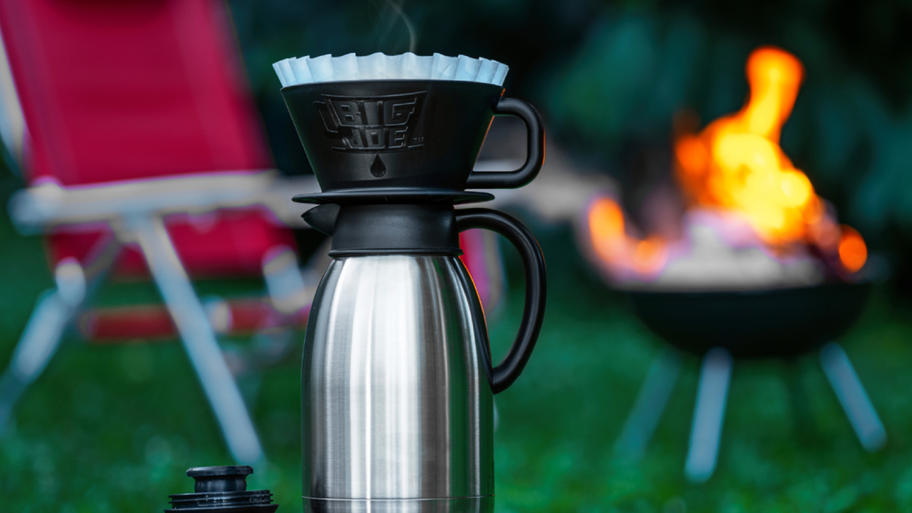 Plastic vs. Stainless Steel vs. Cloth vs. Paper Coffee Filters Big