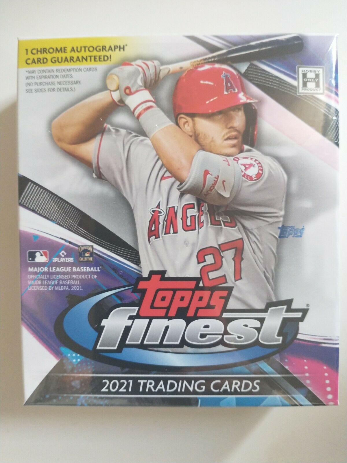 Inside the Pack Unpacking the Different Types of Sports Card Boxes