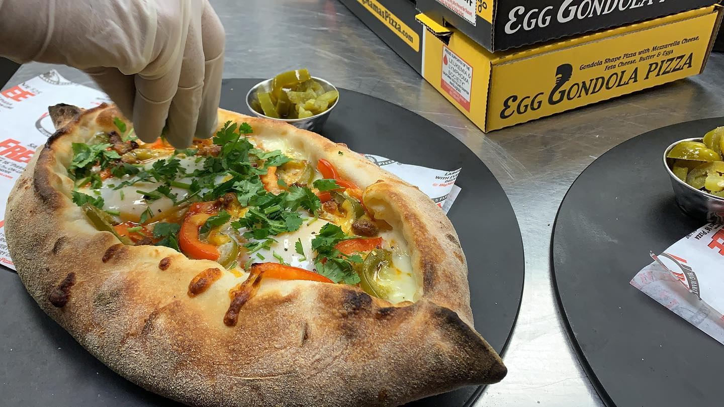 Big Mama’s & Papa’s Pizzeria in Northridge is the goto spot for