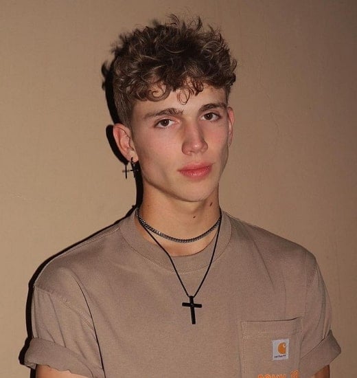 Vinnie Hacker Age, Net Worth, Girlfriend, Family & Biography BigNameBio(08)