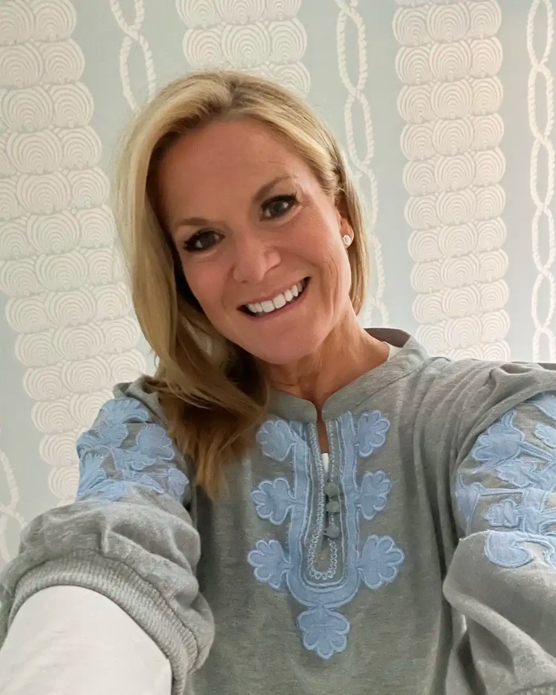 Martha MacCallum Biography, Facts & Life Story BigNameBio(01)