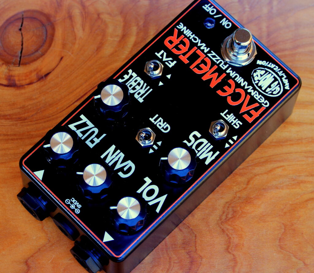 Fuzz guitar effects boxes Fuzz and more Fuzzzzz bignoiseamplification