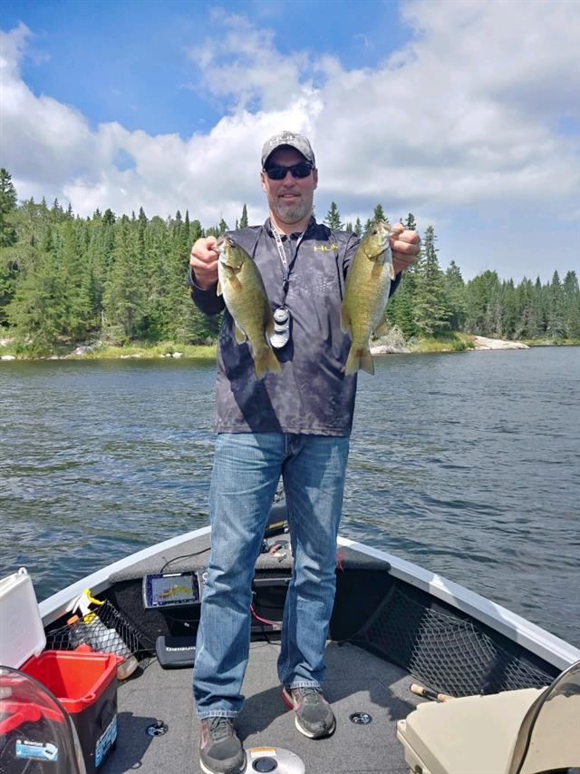 Northern Ontario Fishing in Minaki at Big North Lodge