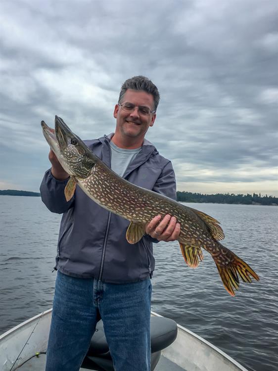 Northern Ontario Fishing in Minaki at Big North Lodge