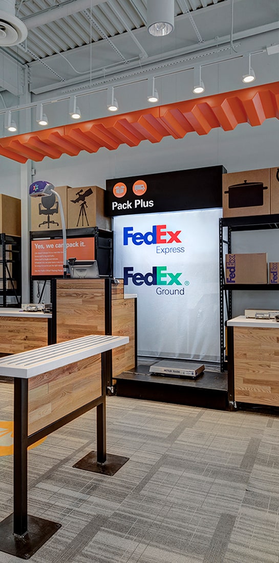 FedEx Office Big Red Rooster a JLL Company