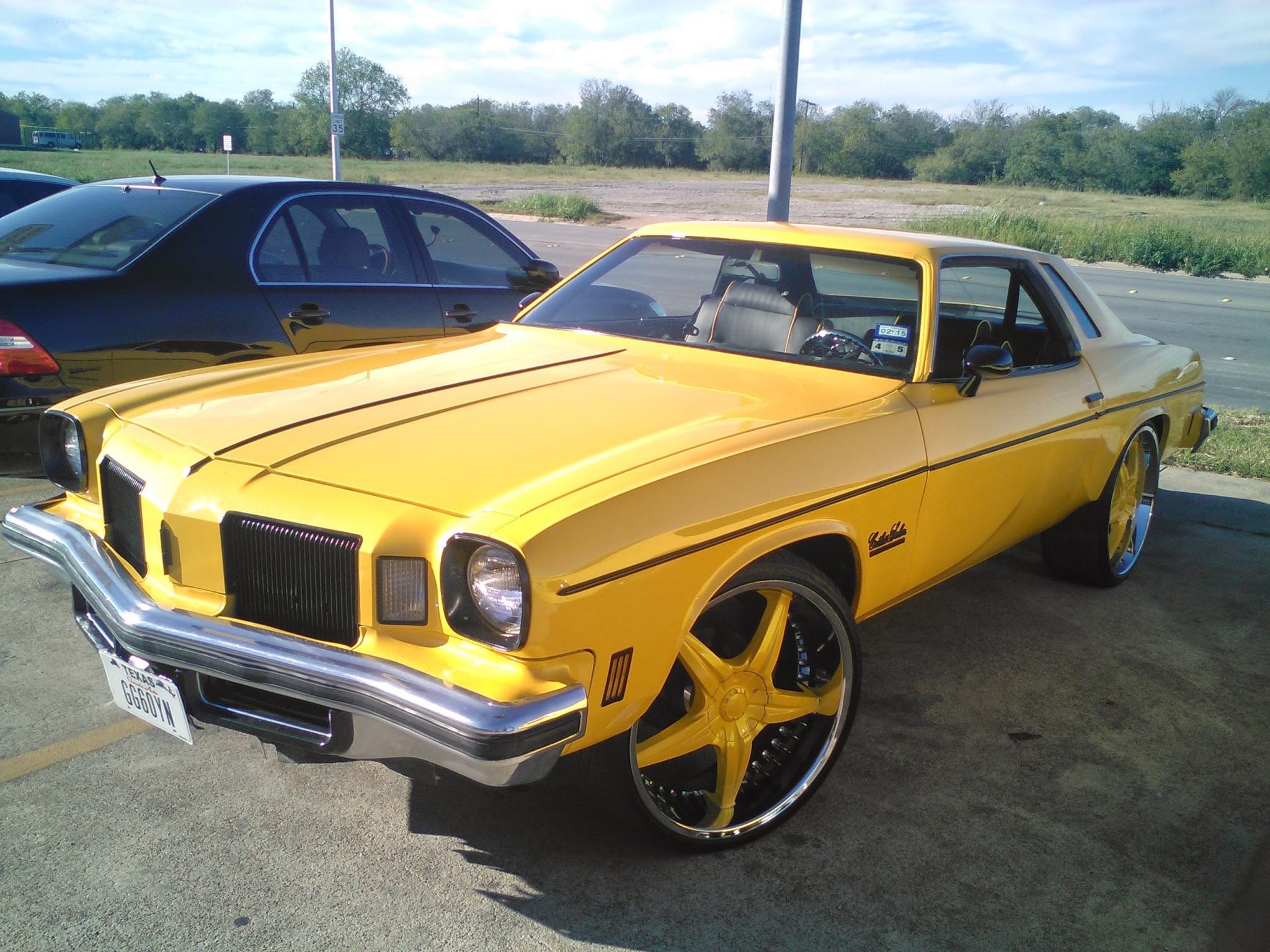 1974 Cutlass on 24's Big Rims Custom Wheels