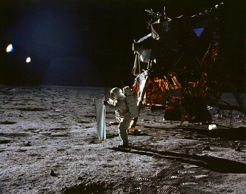 The 4 ways we know that the Moon landings were real Big Think
